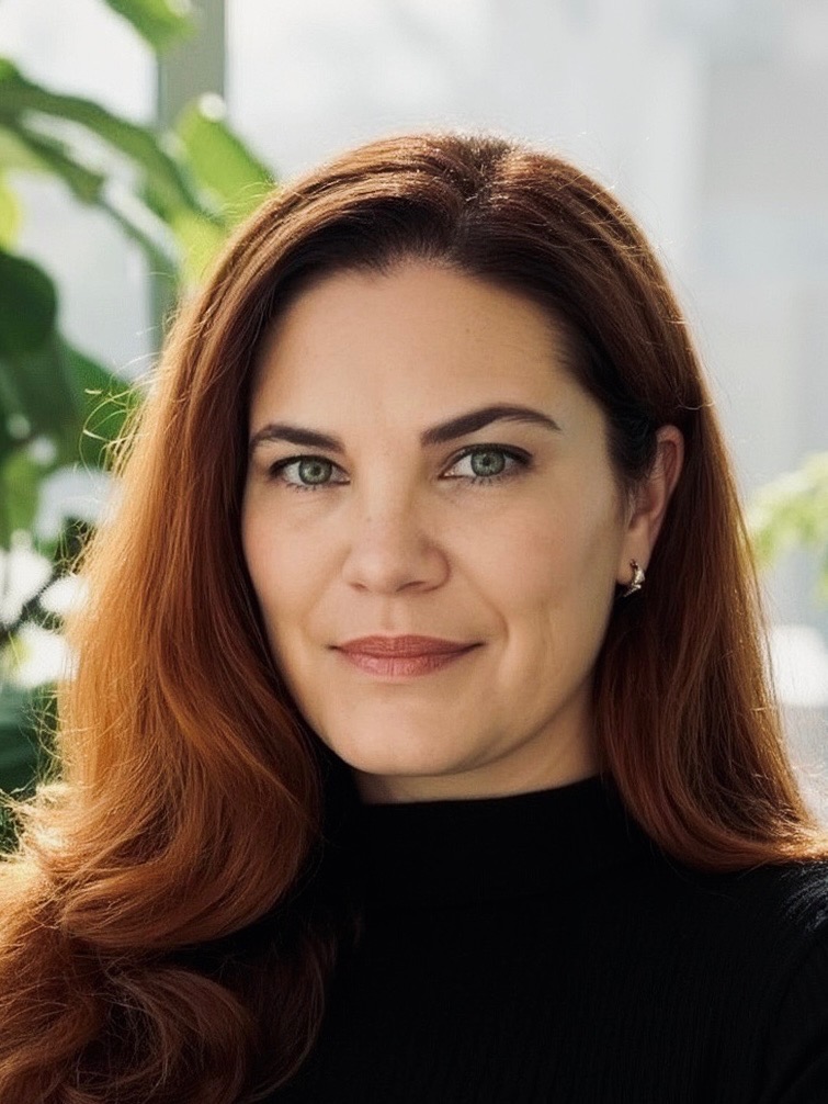 Headshot of Meredith Drosback, ESAL board member